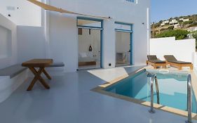 Andros Moments Suites